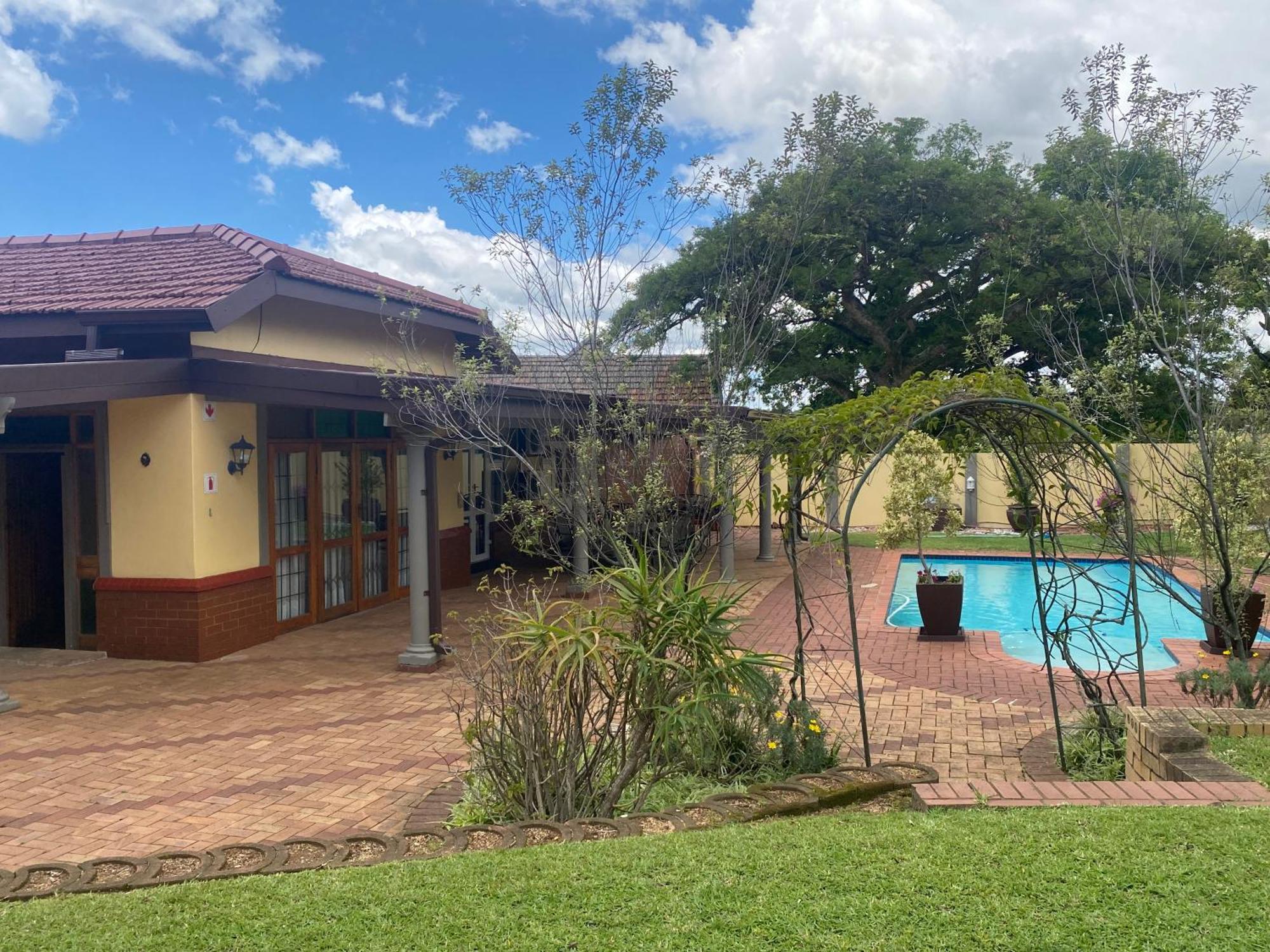 Madlula'S Guesthouse Pietermaritzburg Exterior foto