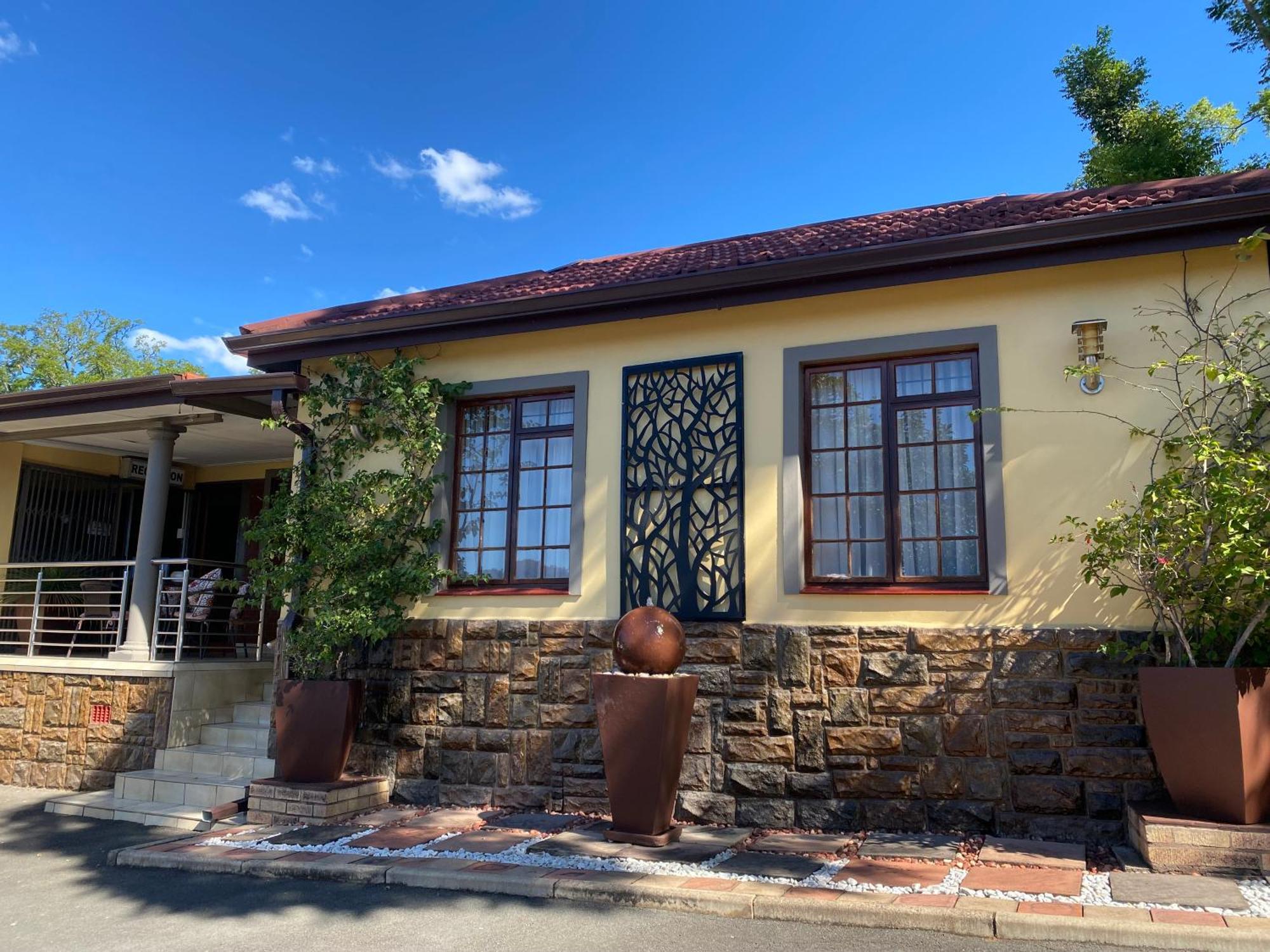 Madlula'S Guesthouse Pietermaritzburg Exterior foto
