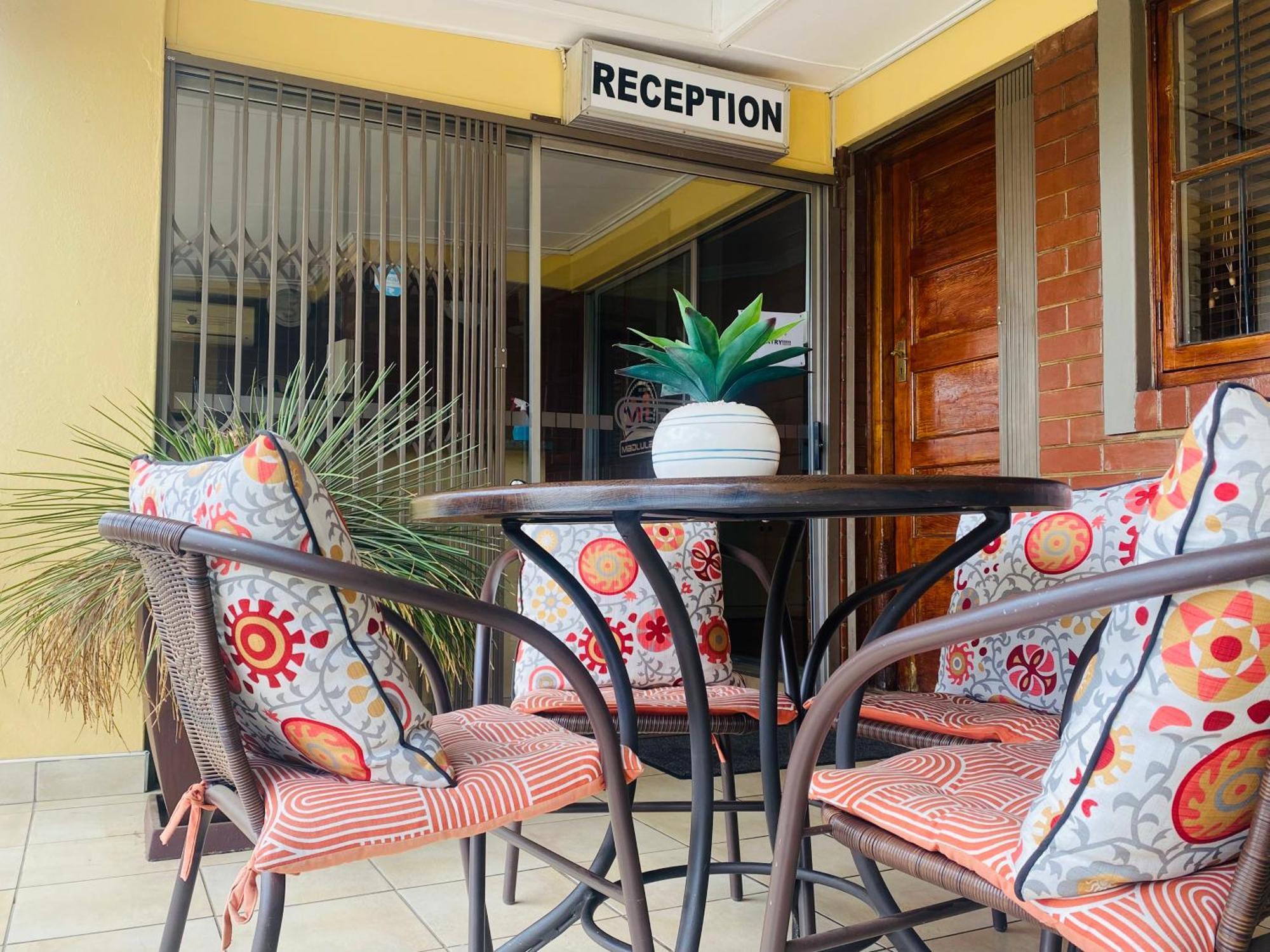 Madlula'S Guesthouse Pietermaritzburg Exterior foto
