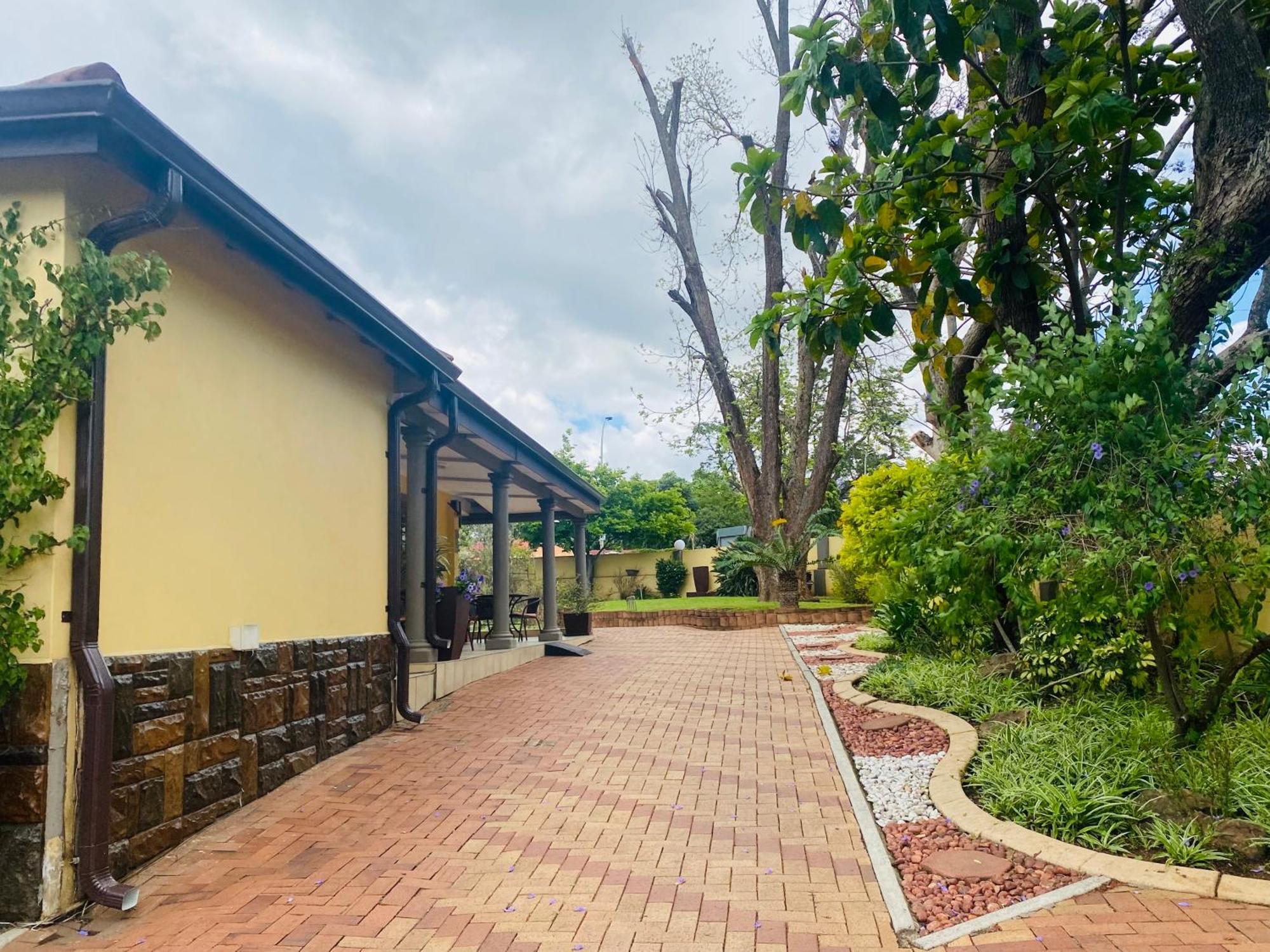 Madlula'S Guesthouse Pietermaritzburg Exterior foto